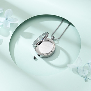 Stainless Steel Round Glass Cremation Locket <strong>Necklace</strong> <strong>Hold</strong> <strong>Ashes</strong> of Loved Ones Women Men Memorial Urn Jewelry - Product Image 4