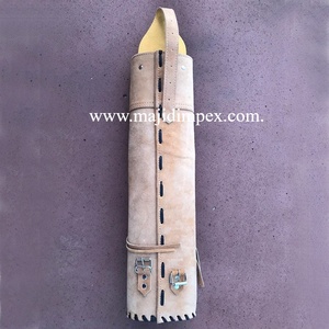 Carcaj de cuero para arco recurvo, para caza con flechas, con bolsillo y correa. - Product Image 4