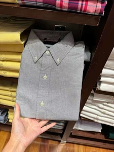 Chemise homme Ralph Lauren en lin, coupe ajustée, col classique, manches longues, qualité luxe, design de créateur. - Product Image 5