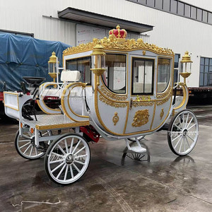 Chariot de luxe léger doré à motifs gaufrés, avec pompons, pour mariages en plein air, en prairie et excursions - Product Image 1