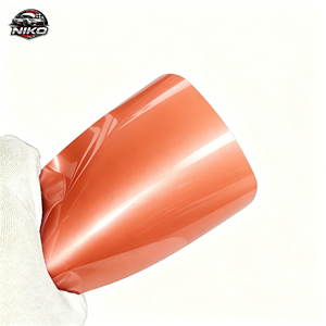 Película NIKO 1.52x15m PET Cristal Coral Naranja Metálico para Envoltura de Vehículos, Vinilo Autoadhesivo para Carrocería de Autos y Vehículos - Product Image 2