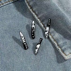En gros, Broche en métal en alliage, motif Ghostface Killer du <span class=keywords><strong>film</strong></span> <span class=keywords><strong>Scream</strong></span>, thème films et séries d'horreur classiques, Cadeaux d'Halloween - Product Image 5