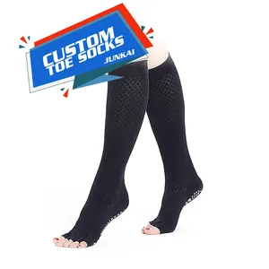 Kadınlar için özel tasarım uzun 5 ayak çorap toptan özel logo beş parmak çorap