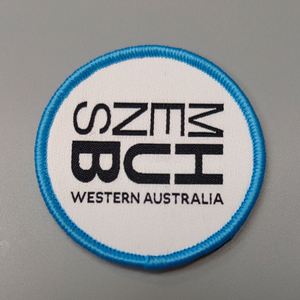 Écusson tissé en gros pour vêtements avec logo de marque personnalisé, échantillon gratuit, design écologique pour chapeaux - Product Image 3