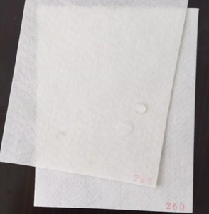 Tissu en <span class=keywords><strong>feutre</strong></span> de Polyester résistant à l'humidité tissu en Polyester gétextile pour membrane en rouleau imperméable à l'asphalte auto-adhésive - Product Image 4