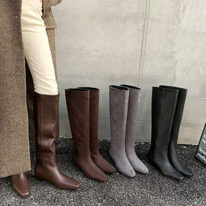 Botas de Mujer de Cuero Genuino Hechas a Mano, Estilo Retro, Simples, con Tacón Plano y Punta Cuadrada, Estilo Cilindro - Product Image 6