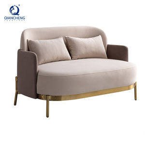 أريكة فاخرة حديثة لردهة الفندق والمطعم وصالة الاستراحة، أثاث غرفة المعيشة على الطراز الأوروبي بإطار معدني وثلاثة مقاعد من القماش - Product Image 4