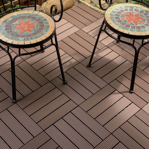 Plancher en vinyle de luxe WPC résistant aux intempéries, écologique, imperméable, à verrouillage, en chêne lisse contemporain pour extérieur, 4-6 mm - Product Image 3