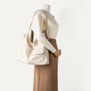 Bolsos de Mano Personalizados para Mujer, de Buena Calidad, Populares, de Piel Sintética, Nuevos y Modernos, Bolsos de Hombro para Mujer de Fábrica - Product Image 2