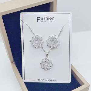 ชุดเครื่องประดับดอกทานตะวันชุบทอง18K 2ชิ้น/เซ็ตชุดสร้อยคอและต่างหูเพทายสุดหรูสำหรับผู้หญิง - Product Image 3