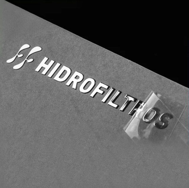 Custom Designed Eco-Friendly Lightweight Silver Window Stickers Waterproof UV Resistant Durable Scratch-Proof Vinyl Durable