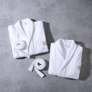 맞춤형 자수 여성용 목욕 가운 면 벨벳 럭셔리 5 성급 호텔 가운 도매 스파 목욕 가운 공급 업체 OEM - Product Image 4