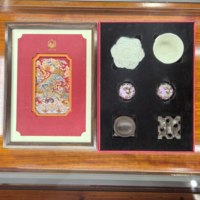 Set Hadiah Mewah Cina Mainan Pereda Stres Bola Besi Baoding Ornamen Porselen Koleksi Hadiah Natal