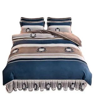 Baratos conjuntos de cama completo design Moderno Cristal de veludo coral cor sólida bordado Flanela four-piece cama King Size cama conjunto