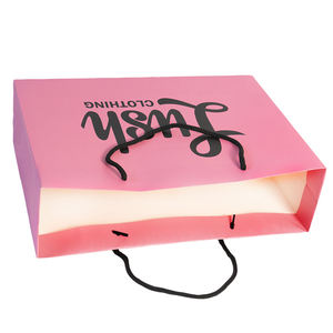 Özel logo baskılı toptan lüks kağıt çanta pembe ambalaj hediye çantası kağıt poşetler giyim için saplı kaplamalı alışveriş çantaları - Product Image 5