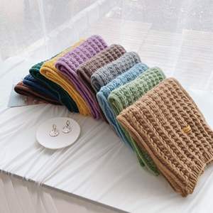 Nuova <span class=keywords><strong>Sciarpa</strong></span> Invernale da <span class=keywords><strong>Donna</strong></span> Lavorata a Maglia <span class=keywords><strong>in</strong></span> <span class=keywords><strong>Lana</strong></span> Calda, Scialle Spesso Morbido Fatto a Mano all'Uncinetto a Tinta Unita - Product Image 6