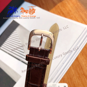 Reloj de Cuarzo para Pareja, Diseño Minimalista de Alta Gama, Calidad 5A, Esfera Simple con Números Romanos Grandes, Correa Impermeable, Calendario - Product Image 5