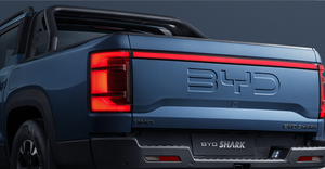 BYD SHARK 6 DMO รุ่นขั้นสูง ยูโร 6 ขับเคลื่อนสี่ล้อ ระบบปลั๊กอินไฮบริด รถกระบะ ระยะวิ่งไฟฟ้า 100 กม. ชาร์จเร็ว และระบบจ่ายไฟภายนอก V2L - Product Image 5