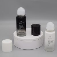 Cylindre rouleau de 30ml 50ml sur Déodorant Bouteille d'huile essentielle Noir Blanc Ambre Parfum Bouteille de rouleau en verre avec bouchon