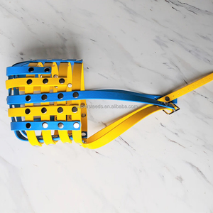 Bozal de entrenamiento para perros con cesta de arcoíris ajustable, seguro y cómodo en tamaños extragrandes a extragrandes, hecho de plástico duradero - Product Image 2