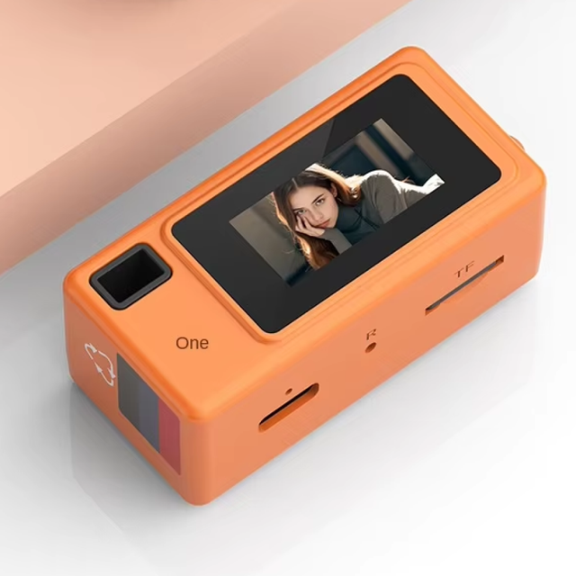 2026 New Hot Compact 4K HD 0.96-inch Screen Retro Vlog Camera Perfect for Campus Life