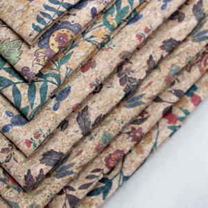 Cuir artificiel de qualité supérieure imprimé motif floral, résistant aux taches, aux plis et à la moisissure, pour vêtements décoratifs - Product Image 1