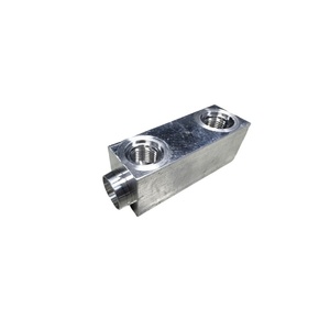 Accesorios de Aluminio para Automóviles, Conectores de Manguera de Aire Acondicionado para Compresor, Placa de Presión, Hecho en Taiwán, 1 Año de Garantía - Product Image 1