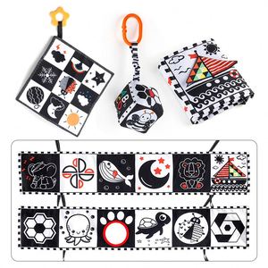 Cartes d'activités en tissu pour bébés de 3 à 24 mois et livre souple noir et blanc à contraste élevé, formes géométriques, écologique et durable pour bébés - Product Image 2