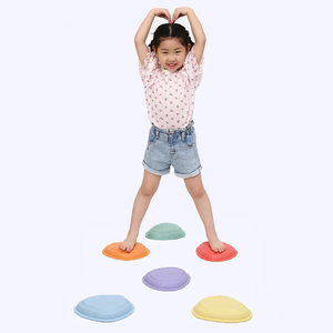 Parcours d'obstacles intérieur et extérieur favorisant la coordination de l'équilibre Toddler 6Pcs Balance Stepping Stones - Product Image 1