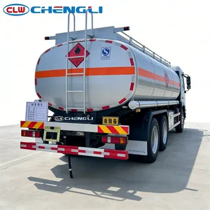 Camion-citerne à carburant en acier au carbone HOWO 8X4 de 30000 L avec distributeur de carburant pour le transport d'essence - Product Image 4