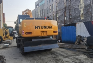 Excavatrice sur pneus d'occasion Hyundai 210W-9 210W-7 150W-7 60W-7 Hyundai Doosan Hitachi - Product Image 5
