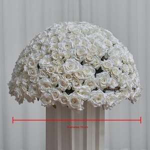 Centrotavola Grande Artigianale Profumato in Seta con Rose Bianche e Orchidee Artificiali per il Giorno di Scherzi di Aprile - Decorazione Alta per Tavolo - Product Image 2