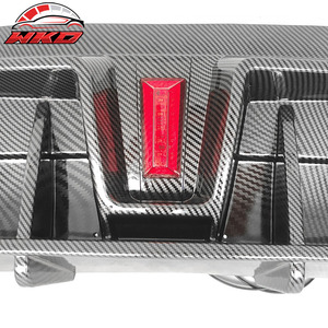 Protector de Parachoques Trasero para Tesla Model Y 2020-2024 IKON, Difusor con Impresión de Fibra de Carbono con LED, Accesorios para Automóviles - Product Image 5