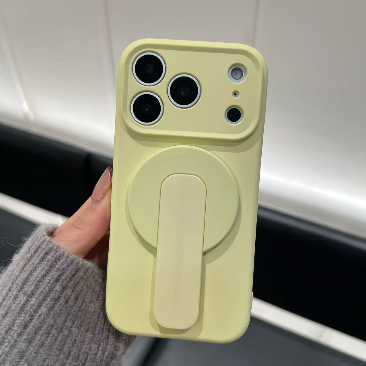 Beige