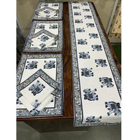 Ensemble de nappes en toile de coton pour table à manger moderne, comprenant six sets de nappes et six serviettes, conçu pour le confort, le style et la protection de la table
