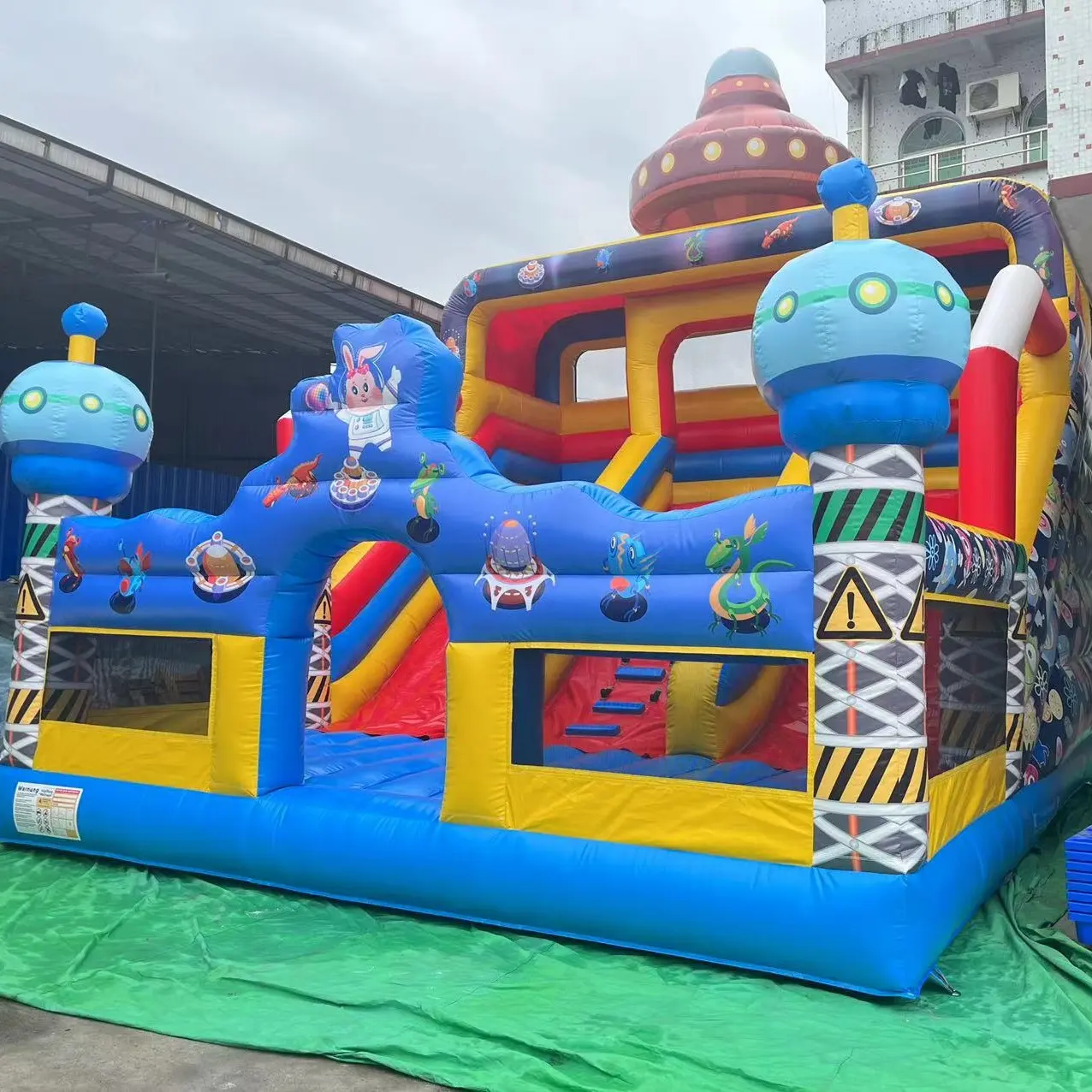 नई डिजाइन inflatable यूएफओ बाउंसर महल, inflatable यूएफओ बाउंसर स्लाइड खेल का मैदान के साथ अच्छी कीमत