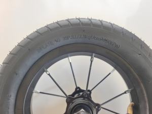 Usine chinoise 10x2 roue <span class=keywords><strong>pneumatique</strong></span> anneau en acier à rayons noirs nouvelle condition <span class=keywords><strong>pour</strong></span> les pneus de vélo médicaux et les industries hôtelières - Product Image 6