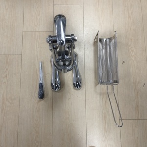 Machine à <span class=keywords><strong>frites</strong></span> longues manuelle en acier inoxydable – Extrudeuse et presse à purée de pommes de terre pour <span class=keywords><strong>frites</strong></span> longues - Product Image 3