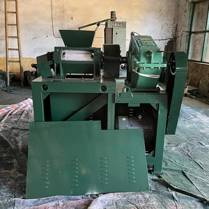 Machine à presser les boulets pour la fabrication de briquettes à partir de <span class=keywords><strong>charbon</strong></span>, de poudre minérale et de poussière métallique - Product Image 4