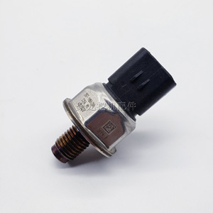Capteur de pression d'admission de carburant Caterpillar CAT287-1866 325 329 330C Type jauge Common Rail - Product Image 1