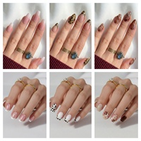 Faux ongles carrés moyens brillants bordeaux profond, réutilisables, en gel souple, certifiés CE, en PMMA, pour l'automne et l'hiver, élégants pour le bureau et les soirées