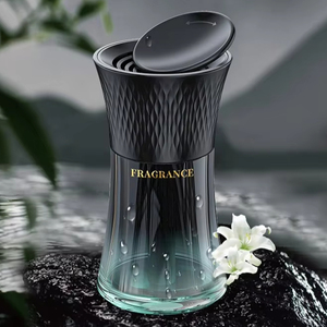 Aikun Ambientador Líquido para Coche de Larga Duración 110ml, Evaporación Natural, Eliminación de Olores, Decoración Elegante para Asientos, Sin Electricidad - Product Image 1