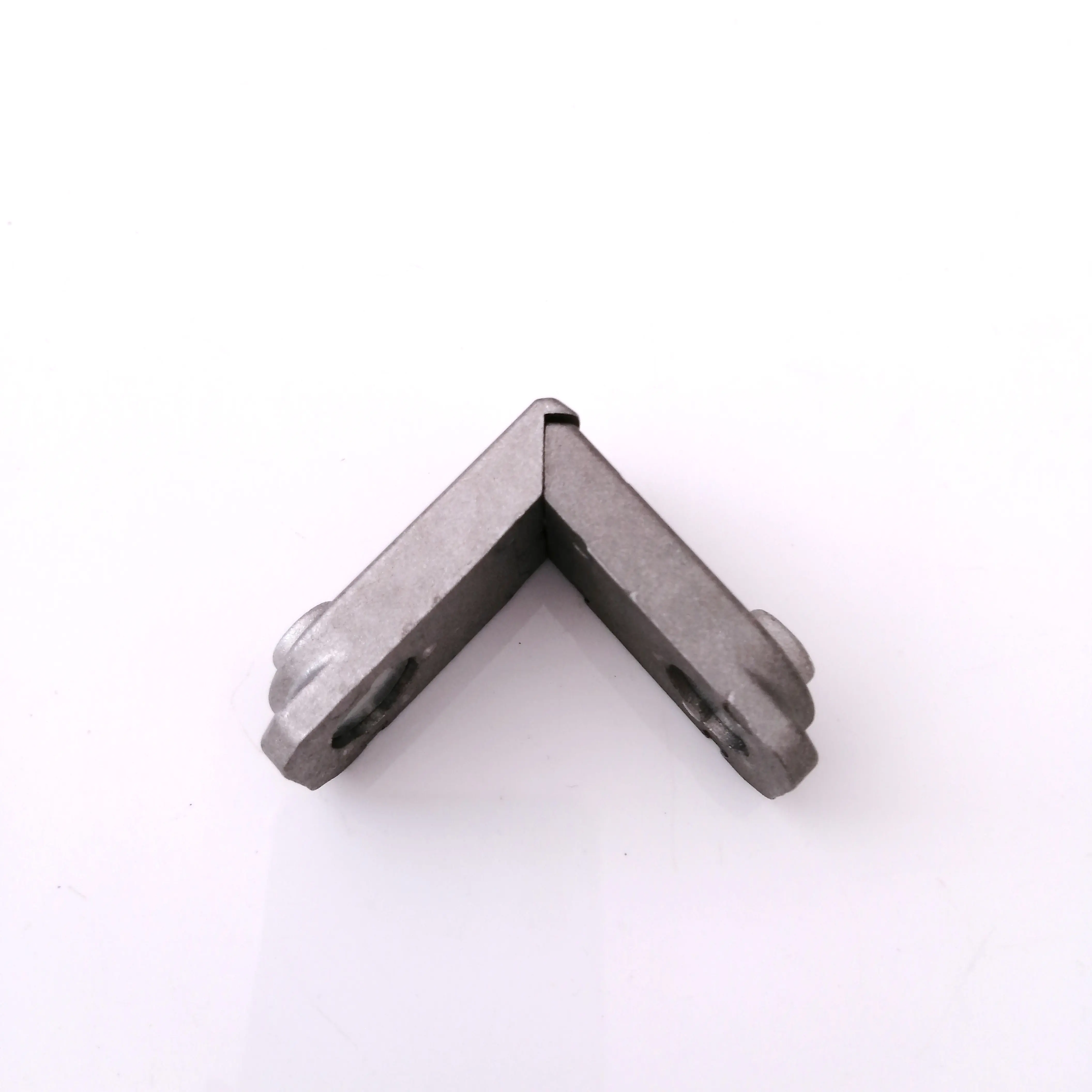 Алюминиевые двери и оконные аксессуары литой под давлением алюминиевый профиль Угловой шарнир