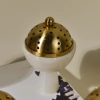 Brûleur d'encens Yinhe de luxe en marbre et onyx naturels, Bakhoor aromatique indien, pour la maison, le bureau, la décoration intérieure et la diffusion de parfum.