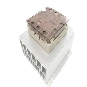 Controlador Lógico Programable (PLC) G3PE-545B-2 12-24VDC NSMP, Nuevo, Original, en Existencia, para Automatización Industrial - Product Image 1