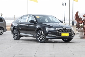 <span class=keywords><strong>Skoda</strong></span> <span class=keywords><strong>Superb</strong></span> TSI 330 DSG Edizione Premium 2023, Berlina di Medie <span class=keywords><strong>Dimensioni</strong></span>, Disponibile per Esportazione Globale - Product Image 3