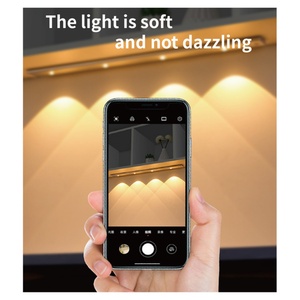 Luces LED Multicolor Recargables por USB con Sensor de Movimiento, Precio de Fábrica, Iluminación para Debajo de Gabinetes de Cocina - Product Image 4
