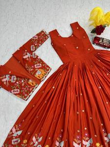 Best Quality Gown with Matching <b>Jacket</b> for <b>Women</b> Comfortable Designer for Party <b>Wedding</b> and Festive Events Available For Sale - Product Image 3