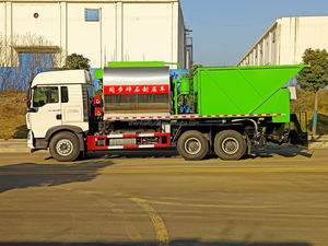 شاحنة هووو HW76 6*4 بسعة 20 متر مكعب، آلة رش الرقائق المتزامنة، ناشر الأسفلت، يورو 2، مقود يسار - Product Image 4