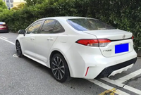 Toyota Levin Hybride 1.8L Automatique Berline d'occasion 2021, Blanche 5 Places Économe en Carburant Voiture Hybride d'Occasion pour l'Exportation